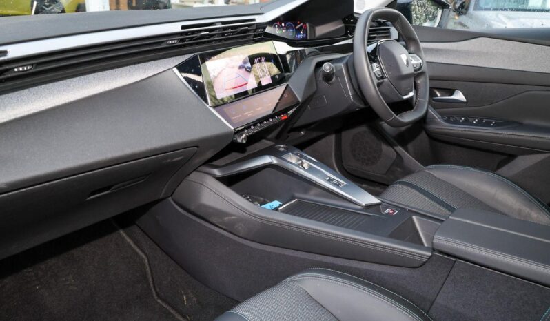 Used Peugeot 308 54kWh Allure Auto 5dr full