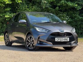 Used Toyota Yaris 1.5 VVT-h Design E-CVT Euro 6 (s/s) 5dr