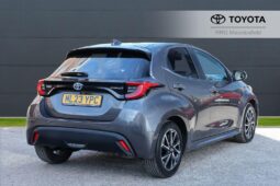 Used Toyota Yaris 1.5 VVT-h Design E-CVT Euro 6 (s/s) 5dr full