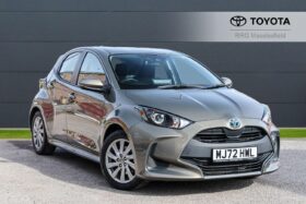 Used Toyota Yaris 1.5 VVT-h Icon E-CVT Euro 6 (s/s) 5dr