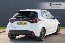 Used Toyota Yaris 1.5 VVT-h Design E-CVT Euro 6 (s/s) 5dr full
