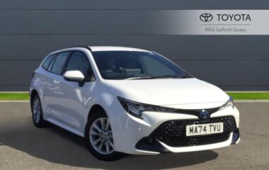 Used Toyota Corolla 1.8 VVT-h Icon Touring Sports CVT Euro 6 (s/s) 5dr