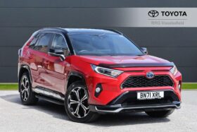 Used Toyota RAV4 2.5 VVT-h 18.1 kWh Dynamic CVT 4WD Euro 6 (s/s) 5dr