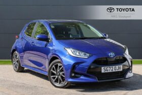Used Toyota Yaris 1.5 VVT-h Design E-CVT Euro 6 (s/s) 5dr