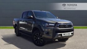 Used Toyota Hilux 2.8 D-4D Invincible X 4WD Euro 6 (s/s) 4dr