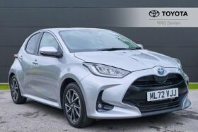 Used Toyota Yaris 1.5 VVT-h Design E-CVT Euro 6 (s/s) 5dr