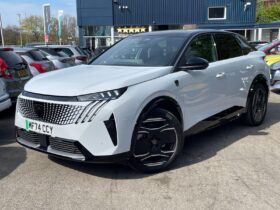 Used Peugeot 3008 73kWh GT Auto 5dr
