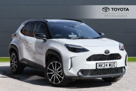 Used Toyota Yaris Cross 1.5 VVT-h GR SPORT E-CVT Euro 6 (s/s) 5dr