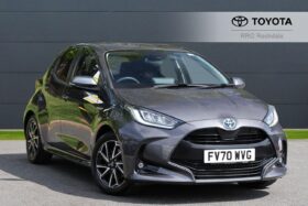 Used Toyota Yaris 1.5 VVT-h Design E-CVT Euro 6 (s/s) 5dr