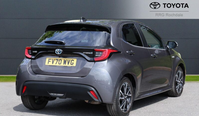 Used Toyota Yaris 1.5 VVT-h Design E-CVT Euro 6 (s/s) 5dr full