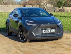 Used Toyota CHR 2.0 VVT-h 13.6 kWh Design CVT Euro 6 (s/s) 5dr
