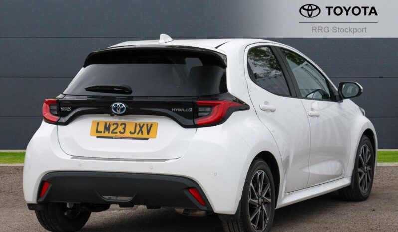 Used Toyota Yaris 1.5 VVT-h Design E-CVT Euro 6 (s/s) 5dr full