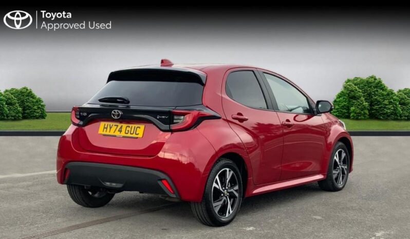 Used Toyota Yaris 1.5 VVT-h Design E-CVT Euro 6 (s/s) 5dr full
