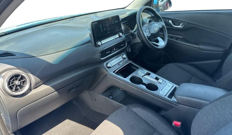 Used Hyundai Kona 39kWh Premium Auto 5dr (10.5kW Charger) full