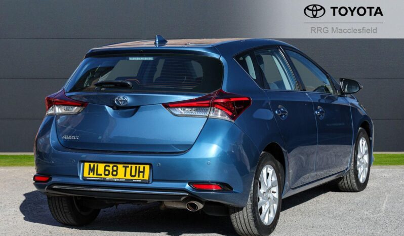 Used Toyota Auris 1.2 VVT-i Icon Tech Euro 6 (s/s) 5dr full