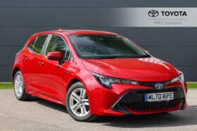 Used Toyota Corolla 1.8 VVT-h Icon Tech CVT Euro 6 (s/s) 5dr