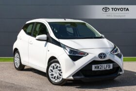 Used Toyota AYGO 1.0 VVT-i x-play Euro 6 5dr (Safety Sense)