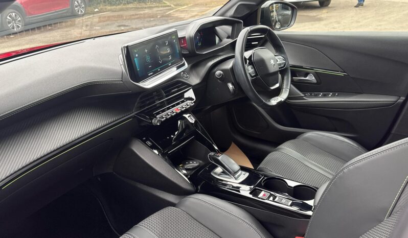 Used Peugeot 208 50kWh GT Auto 5dr full