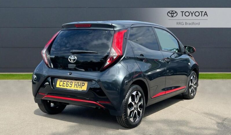 Used Toyota AYGO 1.0 VVT-i x-trend Euro 6 5dr full