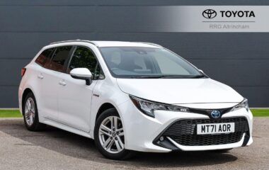 Used Toyota Corolla 1.8 VVT-h Icon Touring Sports CVT Euro 6 (s/s) 5dr