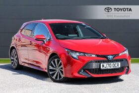 Used Toyota Corolla 1.8 VVT-h Design CVT Euro 6 (s/s) 5dr
