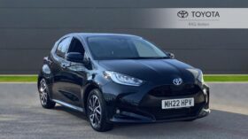 Used Toyota Yaris 1.5 VVT-h Design E-CVT Euro 6 (s/s) 5dr