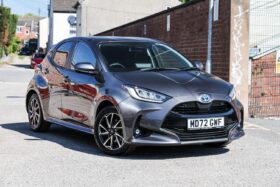 Used Toyota Yaris 1.5 VVT-h Design E-CVT Euro 6 (s/s) 5dr