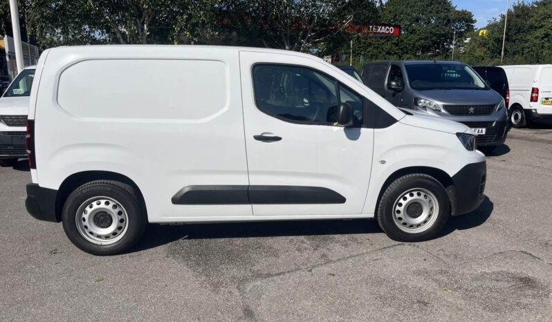 Used Peugeot Partner 800 50kWh Professional Premium + Standard Panel Van Auto SWB 5dr (7.4kW Charger) full