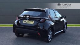 Used Toyota Yaris 1.5 VVT-h Icon E-CVT Euro 6 (s/s) 5dr full