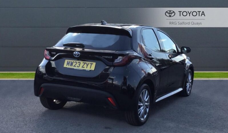 Used Toyota Yaris 1.5 VVT-h Icon E-CVT Euro 6 (s/s) 5dr full
