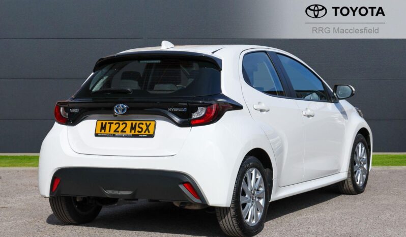 Used Toyota Yaris 1.5 VVT-h Icon E-CVT Euro 6 (s/s) 5dr full