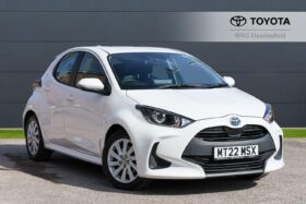 Used Toyota Yaris 1.5 VVT-h Icon E-CVT Euro 6 (s/s) 5dr