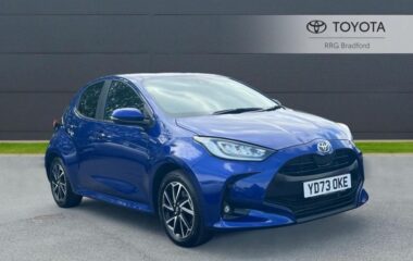 Used Toyota Yaris 1.5 VVT-h Design E-CVT Euro 6 (s/s) 5dr