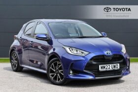 Used Toyota Yaris 1.5 VVT-h Design E-CVT Euro 6 (s/s) 5dr