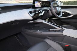 Used Peugeot 3008 73kWh Allure Auto 5dr full