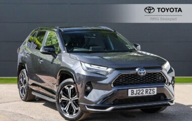 Used Toyota RAV4 2.5 VVT-h 18.1 kWh Dynamic CVT 4WD Euro 6 (s/s) 5dr