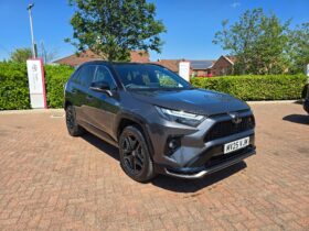 Used Toyota RAV4 2.5 VVT-h 18.1 kWh GR SPORT CVT 4WD Euro 6 (s/s) 5dr