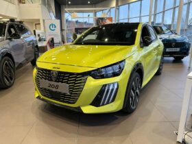 Used Peugeot E-208 51kWh GT Auto 5dr (7.4kW Charger)
