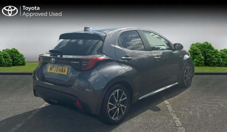 Used Toyota Yaris 1.5 VVT-h Design E-CVT Euro 6 (s/s) 5dr full