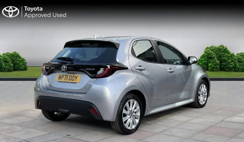 Used Toyota Yaris 1.5 VVT-h Icon E-CVT Euro 6 (s/s) 5dr full