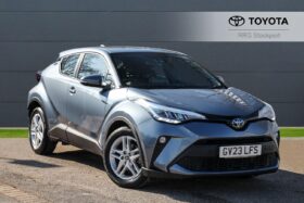Used Toyota C-HR 1.8 VVT-h Icon CVT Euro 6 (s/s) 5dr