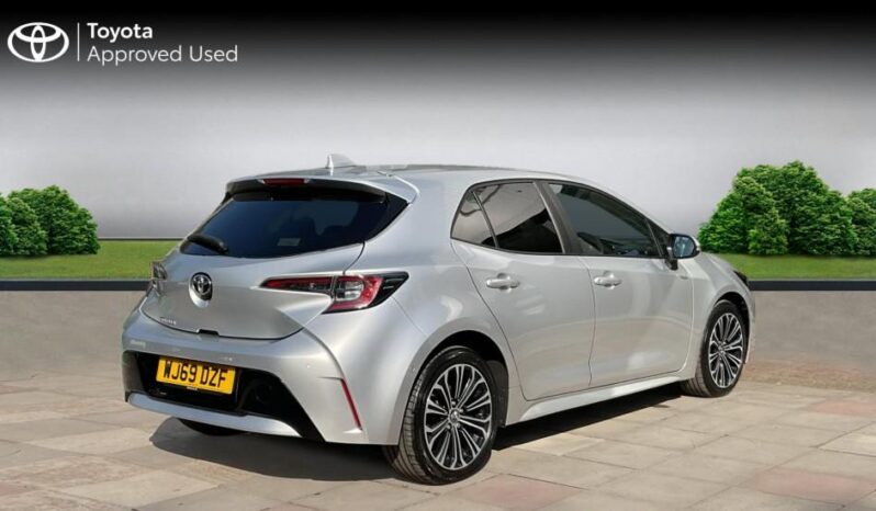 Used Toyota Corolla 1.2 VVT-i Design Euro 6 (s/s) 5dr full