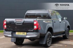 Used Toyota Hilux 2.8 D-4D Invincible X Auto 4WD Euro 6 (s/s) 4dr full