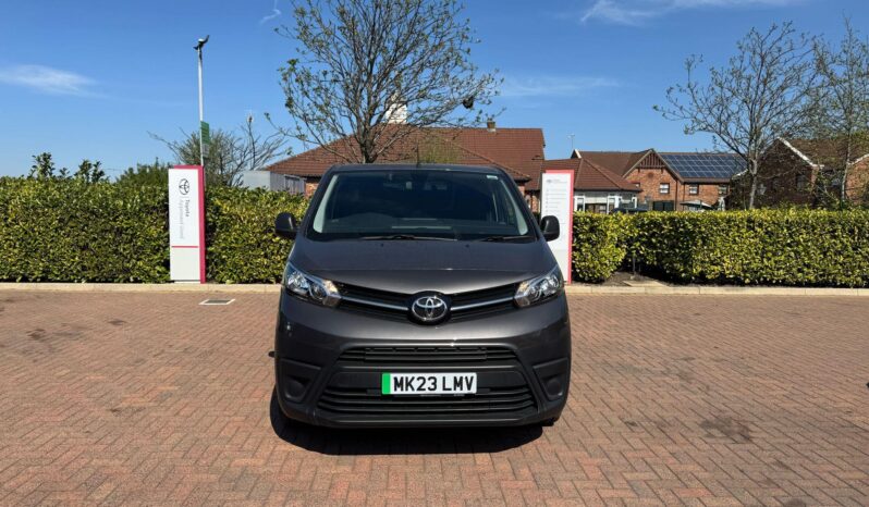 Used Toyota Proace 75kWh Icon Medium Panel Van Auto MWB 6dr (7kW OBC) full