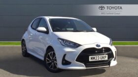 Used Toyota Yaris 1.5 VVT-h Design E-CVT Euro 6 (s/s) 5dr
