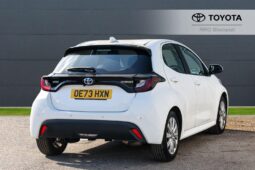 Used Toyota Yaris 1.5 VVT-h Icon E-CVT Euro 6 (s/s) 5dr full