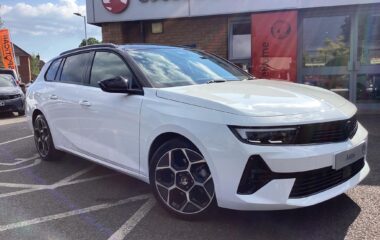 Used Vauxhall Astra 1.2 Turbo Ultimate Sports Tourer Auto Euro 6 (s/s) 5dr