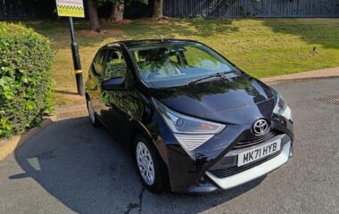 Used Toyota AYGO 1.0 VVT-i x-play Euro 6 (s/s) 5dr