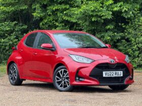 Used Toyota Yaris 1.5 VVT-h Design E-CVT Euro 6 (s/s) 5dr