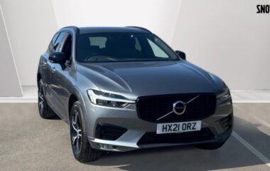 Used Volvo XC60 R-Design, B4 AWD mild hybrid